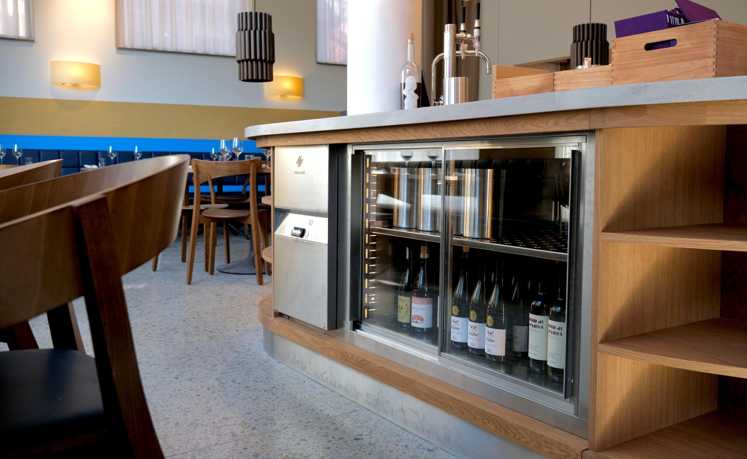 Matsalen på restaurang Ponti med Vinkyl från Haglund Industri